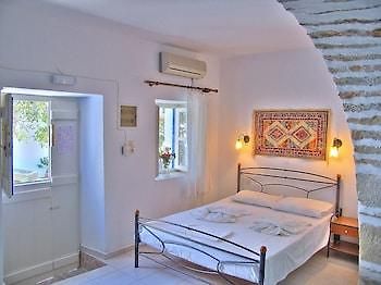 Politimi Studios Amorgos Luaran gambar